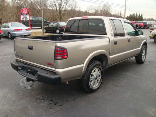 2002 GMC Sonoma Crew Cab 4x4 Very Clean Truck, image 6