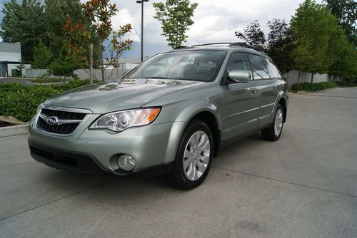 2009 subaru outback 3.0r h6 limited. 41k.  subaru specialists - 503-929-3168 eli