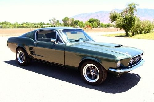 1967 ford mustang fastback