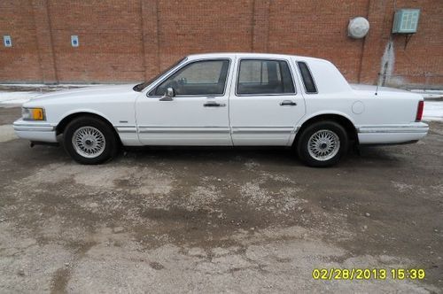 1991 Lincoln Town Car Executive Sedan 4-Door 4.6L, US $3,200.00, image 2