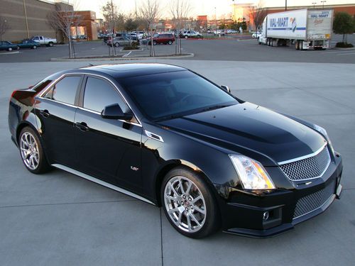 2012 cadillac cts-v, only 8k mi, don't miss!