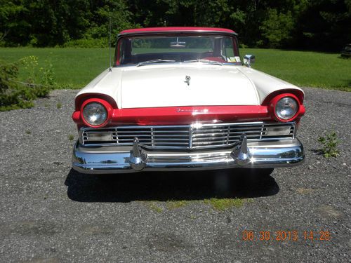 1957 FORD SKYLINER Retractable Fairline convertible hardtop, image 4