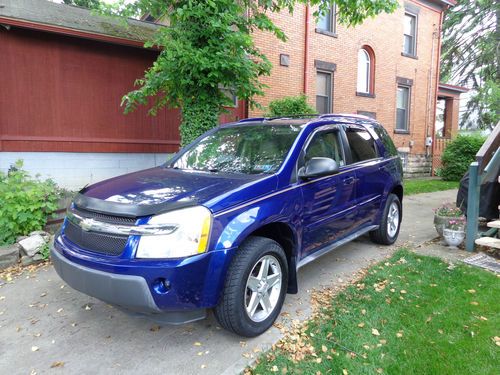 2005 chevy equinox awd lt  65k miles with  warranty