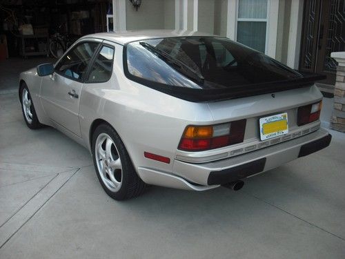 1989 Porsche 944 S2 Coupe, image 4