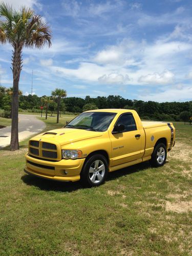 Dodge ram 1500 rumble bee special edition hemi super low miles very nice