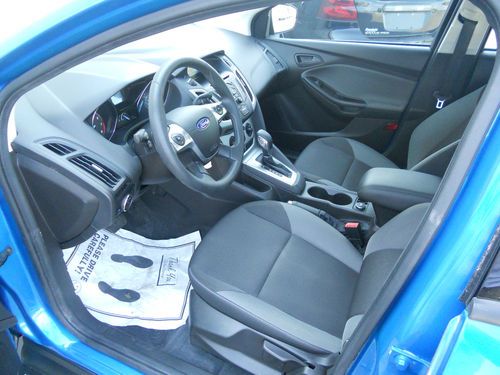 2012 Ford Focus SE Sedan 4-Door 2.0L, image 7