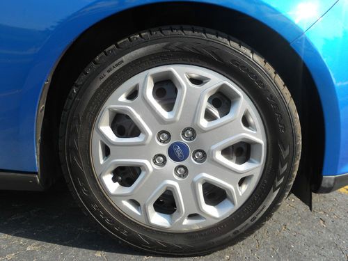 2012 Ford Focus SE Sedan 4-Door 2.0L, image 13