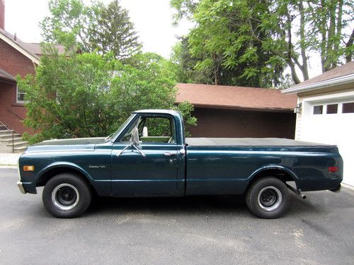 Green exterior, green cloth interior, 350 V-8, Automatic, Dual Exhaust, image 6