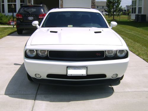 2011 dodge challenger r/t classic!! 5.7l hemi fully loaded!!!