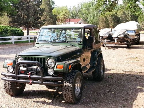 1998 jeep wrangler, lift kit, air lockers, winch, roll bar, hard &amp; soft top