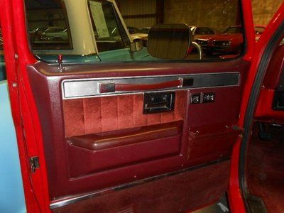 1987 Chevrolet Silverado Restored Truck No Rust! None Nicer For $, image 26