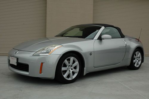 2004 nissan 350z enthusiast convertible 2-door 3.5l