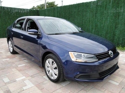 2012 volkswagen jetta se blue sedan cruise control power pkg mp3 ipod ready air