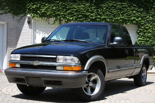 No reserve 50+pics clean carfax ~fully detailed  &amp; serviced call today!