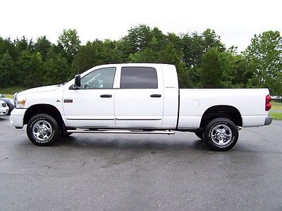 One owner!!! 2007 dodge ram 2500 laramie mega cab 4x4 6.7l cummins diesel