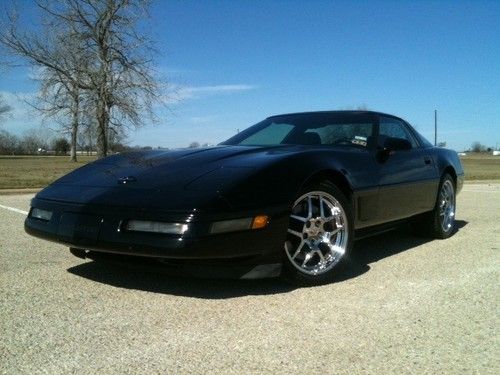 1995 chevrolet corvette base hatchback 2-door 5.7l