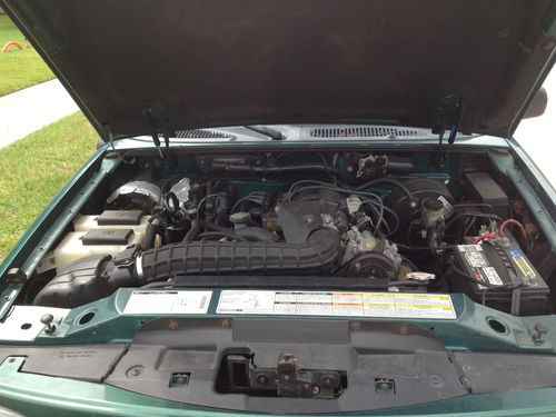 1999 Ford Explorer XLT Sport Utility 4-Door 4.0L, US $2,000.00, image 6