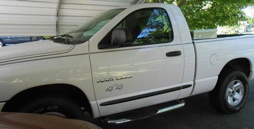 2003 Ram 1500 SLT 4.7L 4x4 with 61k miles - white and clean in and out, US $8,300.00, image 2