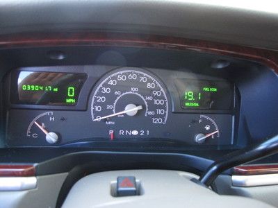 LINCOLN TOWN CAR SIGNATURE ONLY 39K MILES!!! LEATHER LOADED EXTRA CLEAN!!, US $11,590.00, image 39