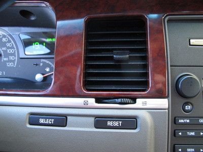 LINCOLN TOWN CAR SIGNATURE ONLY 39K MILES!!! LEATHER LOADED EXTRA CLEAN!!, US $11,590.00, image 41