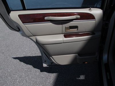 LINCOLN TOWN CAR SIGNATURE ONLY 39K MILES!!! LEATHER LOADED EXTRA CLEAN!!, US $11,590.00, image 53