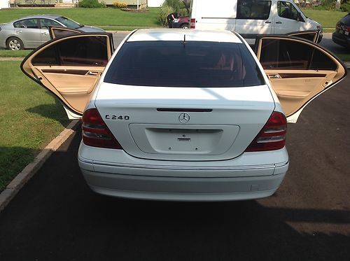 2002 mercedes-benz c240 base sedan 4-door 2.6l