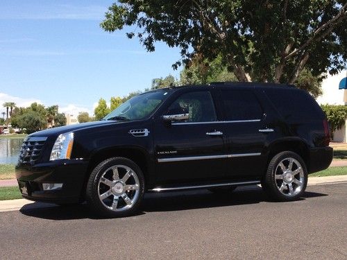 2010 cadillac escalade base sport utility 4-door 6.2l