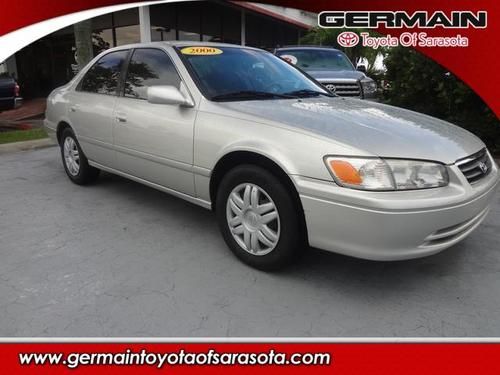 2000 toyota camry le