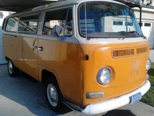 1972 volkswagen westfalia camper tin top clean title and current registration