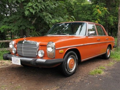 1976 mercedes benz 300 d ... 32,847 original miles ... one owner from california