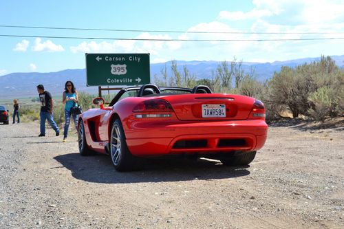 2004 dodge viper srt-10 convertible 2-door 8.3l