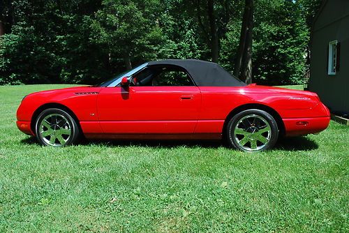 Beautiful,8,000 orig.mile 2003 t bird