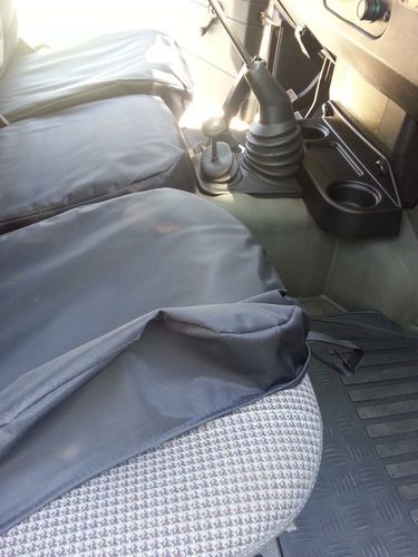 Land Rover Defender- 37k miles, image 7