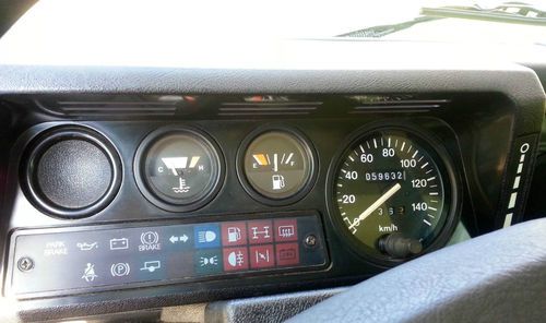 Land Rover Defender- 37k miles, image 14
