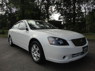 2006 Nissan Altima S, 2.5L 4-cyl, Automatic, Low Mileage, 1-owner, Carfax Report, image 6