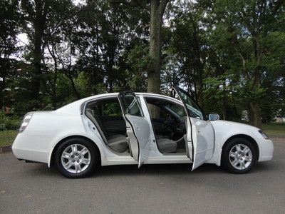 2006 Nissan Altima S, 2.5L 4-cyl, Automatic, Low Mileage, 1-owner, Carfax Report, image 8