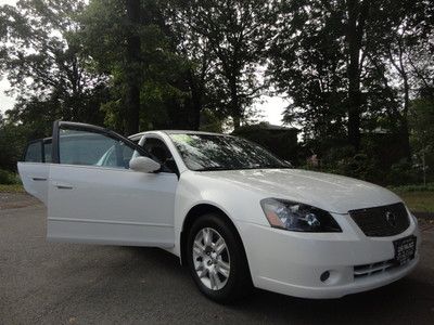 2006 Nissan Altima S, 2.5L 4-cyl, Automatic, Low Mileage, 1-owner, Carfax Report, image 12