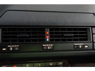 2000 Mercedes Benz SL500 designo edition, heated seats, xenon, 2 tone leather, image 82