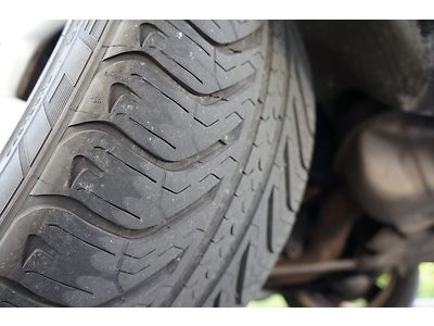 2000 Mercedes Benz SL500 designo edition, heated seats, xenon, 2 tone leather, image 91