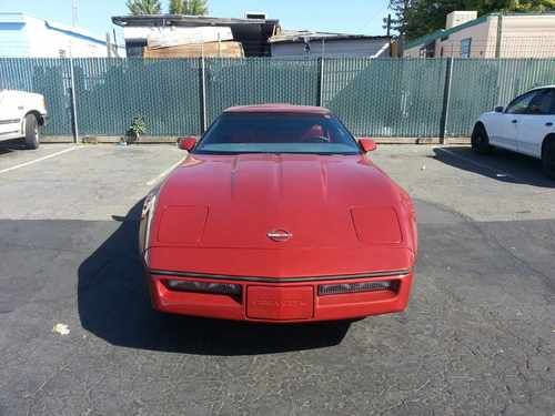 1988 chevrolet corvette base hatchback 2-door 5.7l