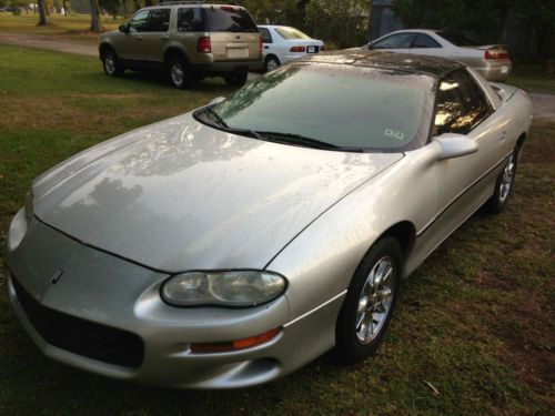 2002 camaro**  t tops ***** leather ***** super low miles *****garage kept