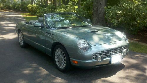 2004 ford thunderbird pacific coast roadster convertible 2-door 3.9l