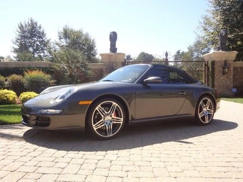 2007 porsche 911s cabriolet**only 19000 miles**navigation**super clean