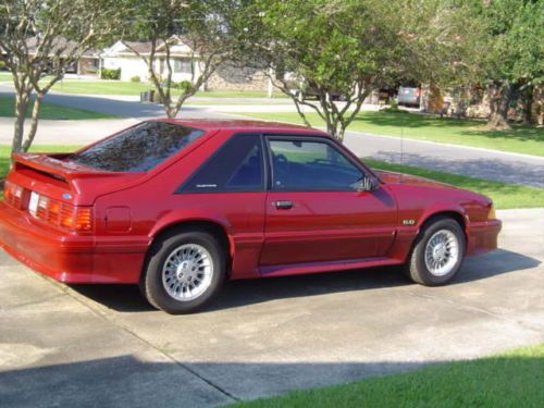 1990 ford mustang gt 5.0 only 15978 miles!!!!!!