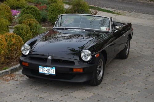 1980 mg mgb roadster limited edition 79,300 miles, one owner, fully restored
