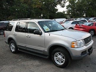 2002 ford explorer xlt 4x4 cloth seats a/c new rear tires tow pkg runs good