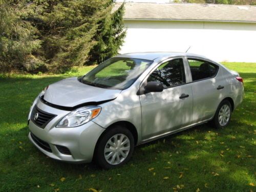 No reserve 2012 nissan versa 1.6 s sedan 1.6l salvage wrecked repairable