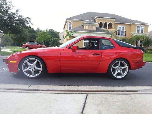 Porsche 944 completely restored