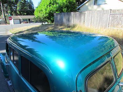 1952 Chevrolet Suburban Beautiful Restoration, image 17