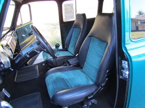 1952 Chevrolet Suburban Beautiful Restoration, image 20